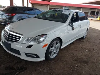 2011 Mercedes-Benz E-Class E 350 Luxury with VIN WDDHF5GB9BA380691, listed as a IAAI auction lot 41862104 with 99,526 mi miles. Bid and sale history available at carsss.com. Image 17.
