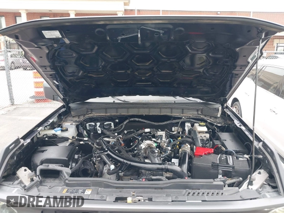 2021 Ford Bronco z VIN 1FMDE5AP1MLA69419, wystawiony jako IAAI lot #42276822 z przebiegiem 29 734 mil mil oraz . Historia ofert i sprzedaży dostępna na DreamBid. Obrazek 10.