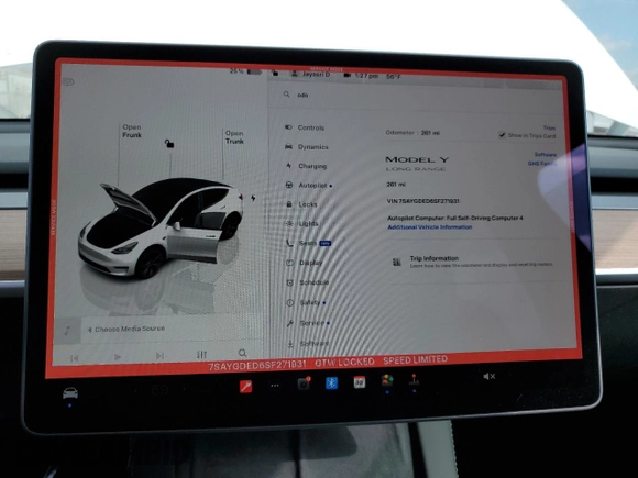 2025 Tesla Model Y Long Range with VIN 7SAYGDED6SF271931, listed as a Copart auction lot 43376015 with 261 mi miles and Salvage Title. Bid and sale history available at DreamBid. Image 9.