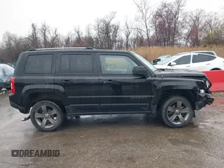 2017 Jeep Patriot Sport with VIN 1C4NJPBA1HD208653, listed as a IAAI auction lot 41864826 with 77,196 mi miles. Bid and sale history available at carsss.com. Image 13.