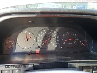 1992 Volvo 960 z VIN YV1KW9501N0009148, wystawiony jako Copart lot #46049795 z przebiegiem 274 341 mil mil oraz Szkody całkowita. Historia ofert i sprzedaży dostępna na DreamBid. Obrazek 9.
