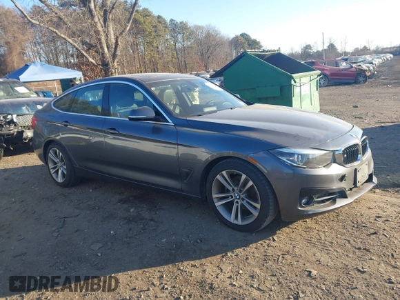 2018 BMW 3 Series 330i xDrive with VIN WBA8Z9C52JG828478, listed as a IAAI auction lot 41326732 with 86,463 mi miles. Bid and sale history available at carsss.com. Image 1.