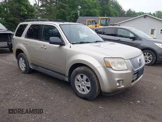 2010 Mercury Mariner z VIN 4M2CN9BG2AKJ08763, wystawiony jako IAAI lot #42440952 z przebiegiem 159 599 mil mil oraz . Historia ofert i sprzedaży dostępna na DreamBid. Obrazek 1.