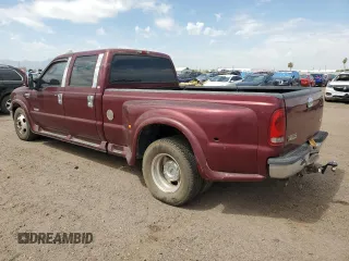 2005 Ford F-350 XL z VIN 1FTWW32P35ED08827, wystawiony jako Copart lot #56028555 z przebiegiem 198 768 mil mil oraz Czysty tytuł • Clean title. Historia ofert i sprzedaży dostępna na DreamBid. Obrazek 2.