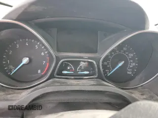 2019 Ford Escape SE z VIN 1FMCU0GD2KUB95892, wystawiony jako Copart lot #58071975 z przebiegiem Nie podano mil oraz Nie do naprawy • Non repairable. Historia ofert i sprzedaży dostępna na DreamBid. Obrazek 9.