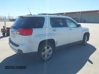 2012 GMC Terrain SLT-2 with VIN 2GKFLWE57C6381886, listed as a IAAI auction lot 41739118 with 211,147 mi miles. Bid and sale history available at carsss.com. Image 4.