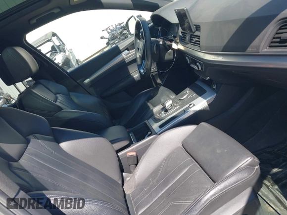 2020 Audi Q5 Premium with VIN WA1ANAFY7L2111477, listed as a IAAI auction lot 42083776 with 75,437 mi miles and . Bid and sale history available at DreamBid. Image 5.