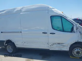 2022 Ford Transit Cargo with VIN 1FTBF4XG3NKA44975, listed as a IAAI auction lot 42666045 with 40,682 mi miles and . Bid and sale history available at DreamBid. Image 13.