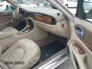 2000 Jaguar XJ Vanden Plas with VIN SAJDA24CXYLF08926, listed as a IAAI auction lot 41702969 with 194,837 mi miles and . Bid and sale history available at DreamBid. Image 5.