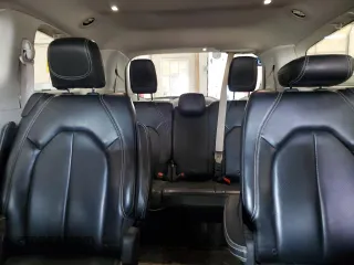 2020 Chrysler Voyager LXi z VIN 2C4RC1DG1LR262227, wystawiony jako Copart lot #50996495 z przebiegiem 115 529 mil mil oraz Szkoda całkowita • Salvage title. Historia ofert i sprzedaży dostępna na DreamBid. Obrazek 10.