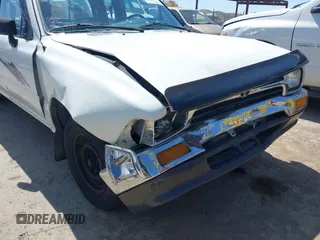1993 Toyota Pickup DLX with VIN JT4RN93P4P5086920, listed as a IAAI auction lot 42033875 with 329,248 mi miles and . Bid and sale history available at DreamBid. Image 6.