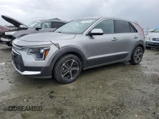2023 Kia Niro LX with VIN KNDCP3LE3P5070459, listed as a Copart auction lot 81732734 with 95,683 mi miles and Salvage Title. Bid and sale history available at carsss.com. Image 1.