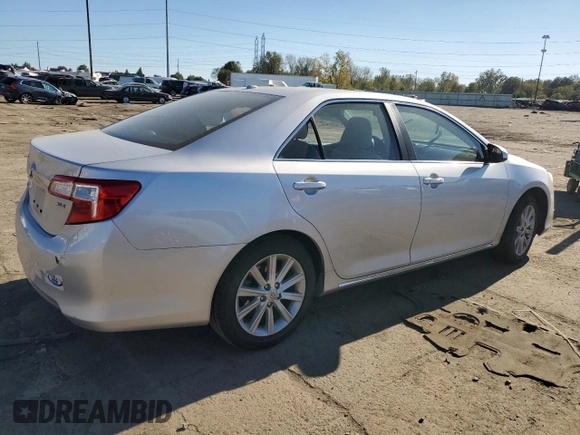 2014 Toyota Camry L with VIN 4T4BF1FK9ER353845, listed as a Copart auction lot 75030104 with 107,171 mi miles and Salvage Title. Bid and sale history available at DreamBid. Image 3.