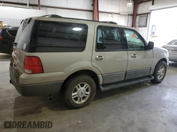2004 Ford Expedition Special Service z VIN 1FMRU15W94LA96774, wystawiony jako Copart lot #51732085 z przebiegiem 249 080 mil mil oraz Szkoda całkowita • Salvage title. Historia ofert i sprzedaży dostępna na DreamBid. Obrazek 3.