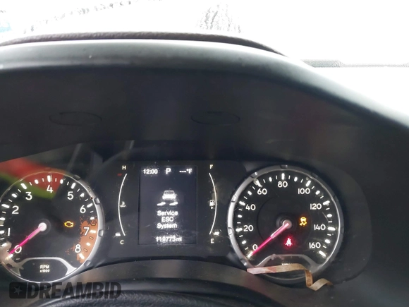 2015 Jeep Renegade Latitude with VIN ZACCJBBT8FPB88024, listed as a IAAI auction lot 41851478 with 119,773 mi miles and . Bid and sale history available at DreamBid. Image 7.