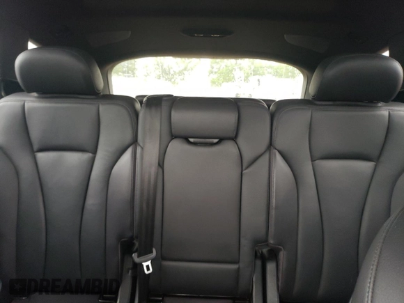 2017 Audi Q7 Premium Plus z VIN WA1LAAF76HD022717, wystawiony jako Copart lot #59756025 z przebiegiem 157 755 mil mil oraz Czysty tytuł • Clean title. Historia ofert i sprzedaży dostępna na DreamBid. Obrazek 10.
