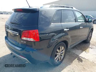 2012 Kia Sorento SX with VIN 5XYKW4A29CG261253, listed as a IAAI auction lot 41575721 with 161,477 mi miles. Bid and sale history available at carsss.com. Image 4.