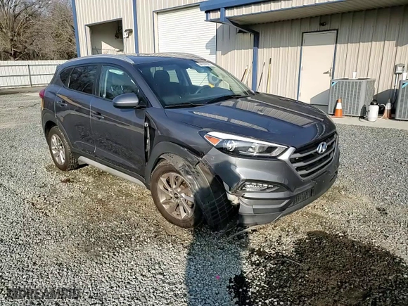 2017 Hyundai Tucson SE with VIN KM8J3CA43HU510549, listed as a Copart auction lot 44200525 with 92,899 mi miles and Salvage Title. Bid and sale history available at carsss.com. Image 12.