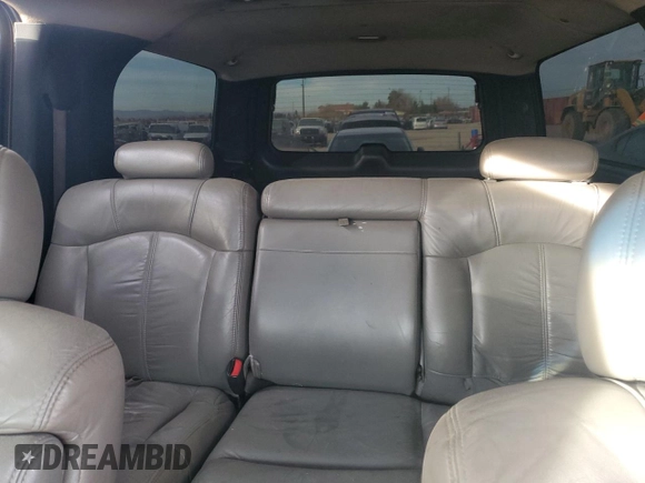 2002 Chevrolet Suburban LS with VIN 1GNEC16T92J196173, listed as a Copart auction lot 85029784 with 119,911 mi miles and Salvage Title. Bid and sale history available at carsss.com. Image 10.