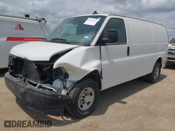 2023 Chevrolet Express Cargo Van with VIN 1GCWGAFP5P1192004, listed as a IAAI auction lot 42060862 with 31,706 mi miles. Bid and sale history available at carsss.com. Image 2.