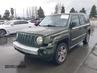 2008 Jeep Patriot Limited with VIN 1J8FT48W28D522403, listed as a IAAI auction lot 41778174 with 144,683 mi miles and . Bid and sale history available at DreamBid. Image 2.