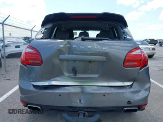 2014 Porsche Cayenne z VIN WP1AA2A2XELA91523, wystawiony jako IAAI lot #42538298 z przebiegiem 67 001 mil mil oraz . Historia ofert i sprzedaży dostępna na DreamBid. Obrazek 16.