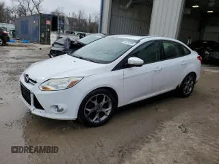 2013 Ford Focus SE z VIN 1FADP3F29DL118176, wystawiony jako Copart lot #49051385 z przebiegiem 165 223 mil mil oraz Nie do naprawy • Non repairable. Historia ofert i sprzedaży dostępna na DreamBid. Obrazek 1.