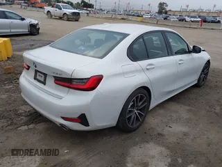 2022 BMW 3 Series 330i with VIN 3MW5R1J0XN8C67673, listed as a IAAI auction lot 41777963 with 21,812 mi miles and . Bid and sale history available at DreamBid. Image 4.