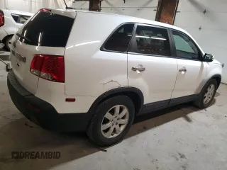 2013 Kia Sorento LX with VIN 5XYKTCA67DG343893, listed as a Copart auction lot 49951445 with 91,981 mi miles and Salvage Title. Bid and sale history available at carsss.com. Image 3.