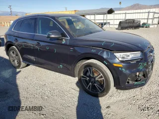 2020 Audi Q5 Premium with VIN WA1G2AFY6L2060055, listed as a Copart auction lot 83662284 with 61,798 mi miles and Salvage Title. Bid and sale history available at carsss.com. Image 4.