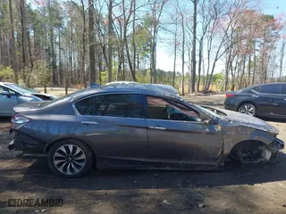 2017 Honda Accord Hybrid with VIN JHMCR6F34HC010403, listed as a IAAI auction lot 41878619 with 185,713 mi miles. Bid and sale history available at carsss.com. Image 13.