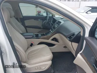 2016 Lincoln MKX Reserve with VIN 2LMPJ6LP8GBL33580, listed as a IAAI auction lot 41749632 with 100,579 mi miles. Bid and sale history available at carsss.com. Image 5.