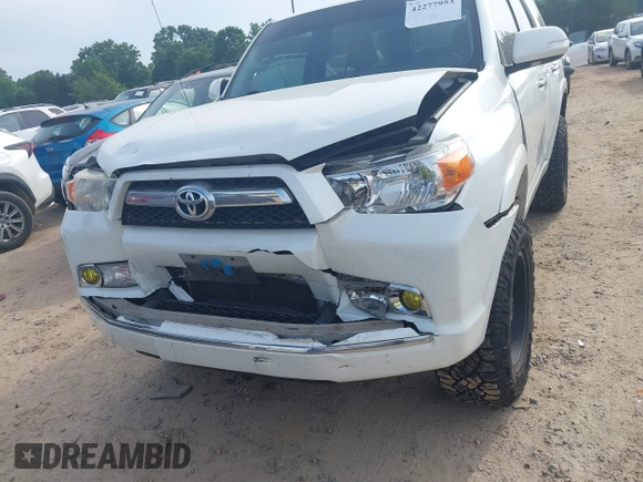 2011 Toyota 4Runner Trail z VIN JTEBU5JRXB5058223, wystawiony jako IAAI lot #42277953 z przebiegiem 269 868 mil mil oraz . Historia ofert i sprzedaży dostępna na DreamBid. Obrazek 12.