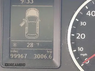 2011 Volkswagen Tiguan SE with VIN WVGBV7AXXBW511550, listed as a IAAI auction lot 41630804 with 99,967 mi miles and . Bid and sale history available at DreamBid. Image 15.