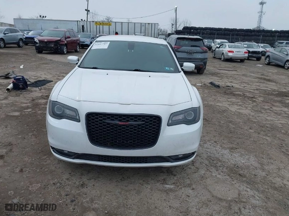 2021 Chrysler 300 with VIN 2C3CCABG6MH545419, listed as a IAAI auction lot 41617717 with NaN miles. Bid and sale history available at carsss.com. Image 13.