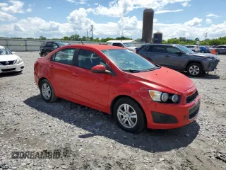 2012 Chevrolet Sonic LS z VIN 1G1JA5SH2C4174661, wystawiony jako Copart lot #56650635 z przebiegiem 128 258 mil mil oraz Szkoda całkowita • Salvage title. Historia ofert i sprzedaży dostępna na DreamBid. Obrazek 4.