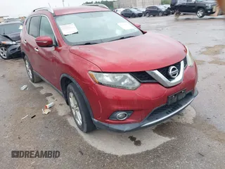 2015 Nissan Rogue SV with VIN 5N1AT2ML2FC813922, listed as a IAAI auction lot 42070058 with 177,592 mi miles and . Bid and sale history available at carsss.com. Image 1.
