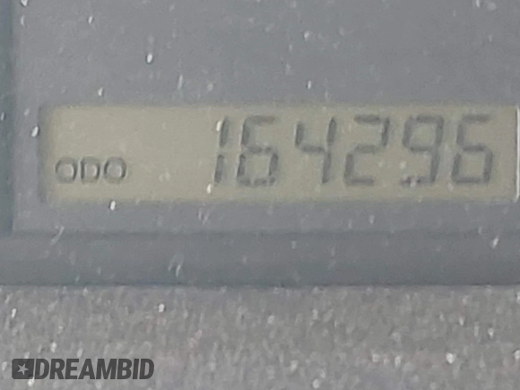 2008 Chevrolet Aveo LT with VIN KL1TG56678B069082, listed as a IAAI auction lot 42314421 with 164,296 mi miles and . Bid and sale history available at DreamBid. Image 15.