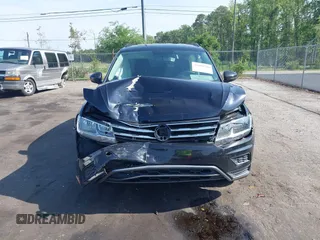 2019 Volkswagen Tiguan S с VIN 3VV1B7AX8KM048544, выставлен на аукционе IAAI как лот 42199240 с пробегом 86 179 миль миль и . История ставок и продаж доступна на DreamBid. Изображение 12.