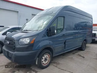 2019 Ford Transit z VIN 1FTYR3XM6KKB78621, wystawiony jako IAAI lot #41970802 z przebiegiem 56 170 mil mil oraz . Historia ofert i sprzedaży dostępna na DreamBid. Obrazek 2.