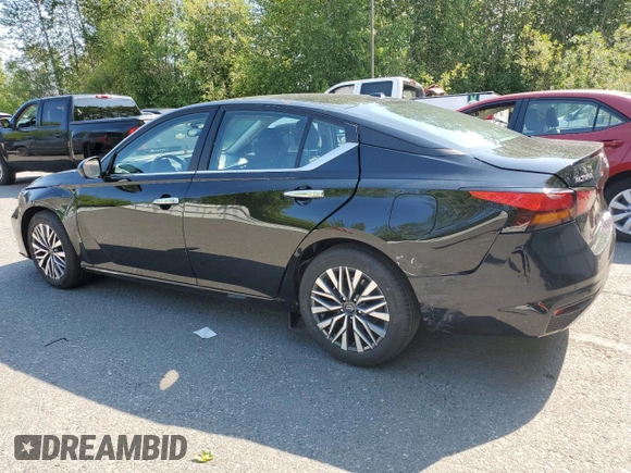 2025 Nissan Altima SV z VIN 1N4BL4DV2SN383500, wystawiony jako Copart lot #59168345 z przebiegiem 1 987 mil mil oraz Czysty tytuł • Clean title. Historia ofert i sprzedaży dostępna na DreamBid. Obrazek 2.