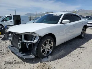 2015 Dodge Charger SXT z VIN 2C3CDXJG7FH779105, wystawiony jako Copart lot #56739405 z przebiegiem 97 102 mil mil oraz Szkoda całkowita • Salvage title. Historia ofert i sprzedaży dostępna na DreamBid. Obrazek 1.