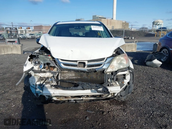 2011 Honda CR-V EX with VIN 3CZRE4H58BG700504, listed as a IAAI auction lot 41933244 with 158,211 mi miles and . Bid and sale history available at carsss.com. Image 12.