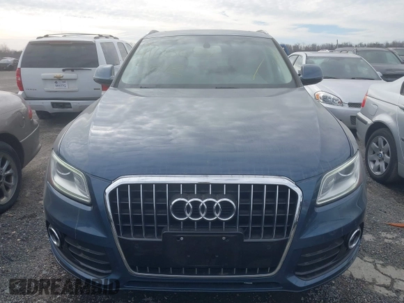 2015 Audi Q5 Premium Plus with VIN WA1LFAFP0FA074585, listed as a IAAI auction lot 41604684 with 67,655 mi miles. Bid and sale history available at carsss.com. Image 6.