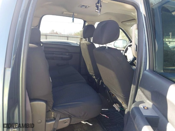 2011 GMC Sierra 1500 SLE with VIN 3GTP1VE07BG118014, listed as a IAAI auction lot 41224998 with 244,932 mi miles. Bid and sale history available at carsss.com. Image 8.