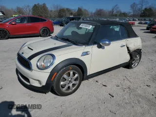 2010 MINI Convertible S with VIN WMWMS3C58ATY50783, listed as a Copart auction lot 48240035 with 70,110 mi miles and Clean Title. Bid and sale history available at DreamBid. Image 1.