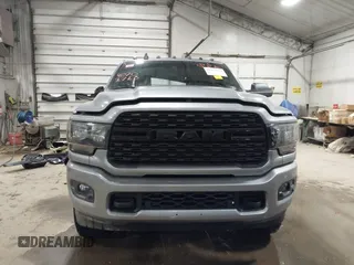2022 Ram 2500 Big Horn with VIN 3C6UR5DJ7NG216185, listed as a IAAI auction lot 41271076 with 35,683 mi miles. Bid and sale history available at carsss.com. Image 13.