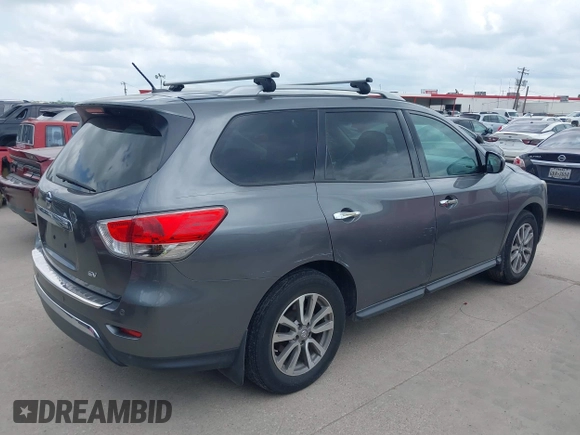 2015 Nissan Pathfinder SV z VIN 5N1AR2MN7FC607589, wystawiony jako IAAI lot #42146811 z przebiegiem 183 968 mil mil oraz . Historia ofert i sprzedaży dostępna na DreamBid. Obrazek 4.