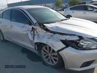 2017 Nissan Altima SV with VIN 1N4AL3AP9HC262530, listed as a IAAI auction lot 41714450 with 151,910 mi miles and . Bid and sale history available at DreamBid. Image 6.