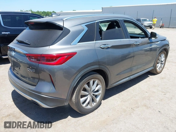 2019 Infiniti QX50 Essential с VIN 3PCAJ5M1XKF134746, выставлен на аукционе IAAI как лот 42315000 с пробегом 120 984 миль миль и . История ставок и продаж доступна на DreamBid. Изображение 4.